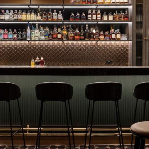 Commercial & Joinery - Silhouette Cove