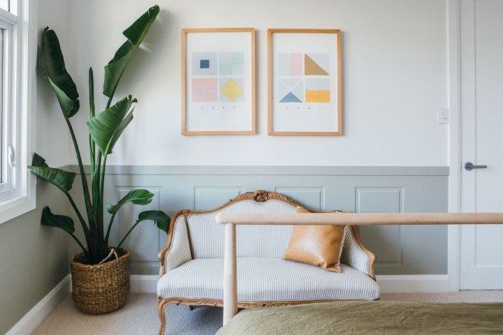 Dado Height Wall - easyASCOT Classic (with Dado Vogue railing)