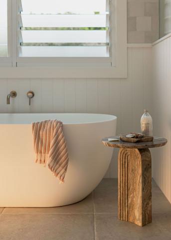 Wet Area Interior - easyVJ