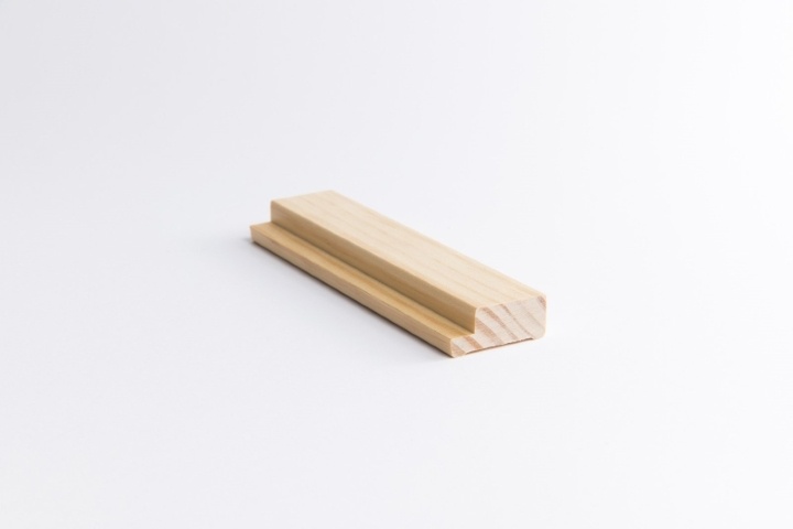 Clear Pine Curved Wall Bead - Strata